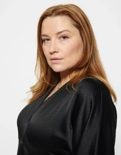 JULIA TOP