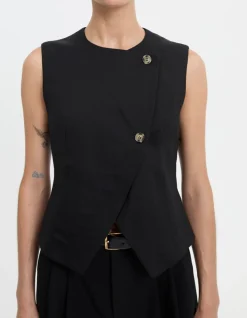 Junia Vest