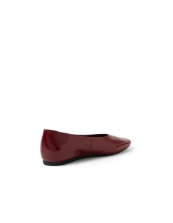 Kapit Mi Patent Leather Square Toe Flats