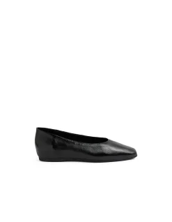 Kapit Patent Leather Square Toe Flats