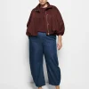 KELLY BOMBER