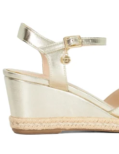 KINDAL WEDGE