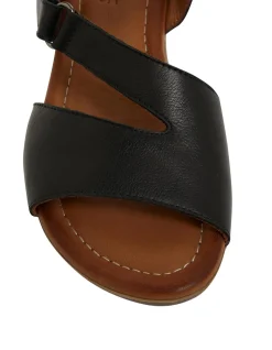 LAGUNA FLAT SANDAL