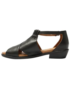 LAGUNA FLAT SANDAL