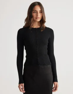 LANA SCALLOP BUTTON TOP
