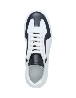 LEATHER SNEAKER
