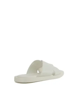 LICORICE FLAT SANDAL