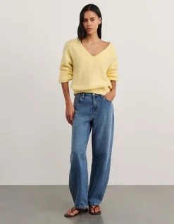LILY FLUFFY V NECK KNIT