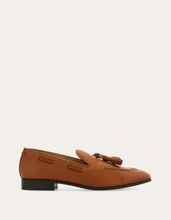 LOAFER WITH TASSEL DETAIL