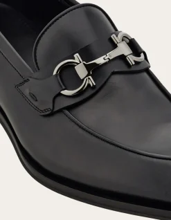 LOAFER WITH GANCINI BUCKLE