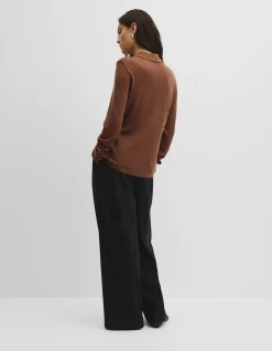 Long Sleeve Knit Shirt
