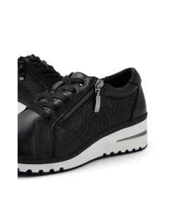 LOVIN SU BLACK LEATHER