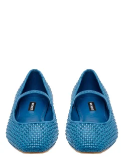LURELLA FLAT