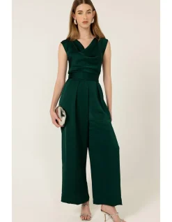 LUXE PLEATED TROUSER IN EMERALD