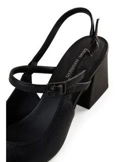 Manon Heel