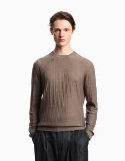 MAN'S PULLOVER