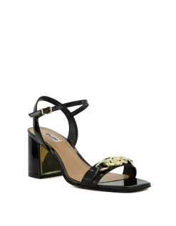 Manual Heeled Sandal in Black Patent