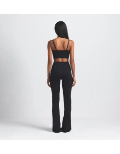 Matte Slim Flare Legging