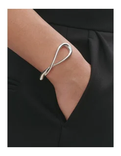 MERCY TWIST BANGLE SILVER