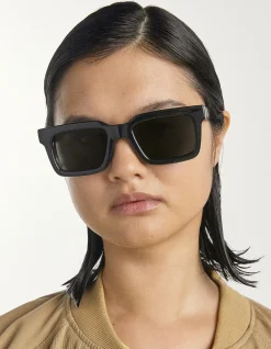 MEX BLACK SUNGLASSES POLARISED GREY LENS