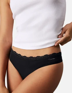 MICROFIBER STRETCH WITH LACE THONG 3PK