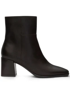 MIRA BOOT