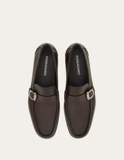 MOCCASIN WITH GANCINI ORNAMENT