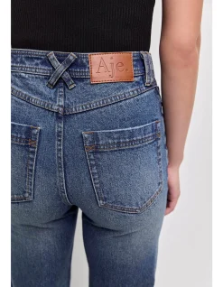 Morgan Straight Skinny Jean