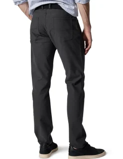 Motion 2 Straight Stretch Cotton Regular Leg Jeans