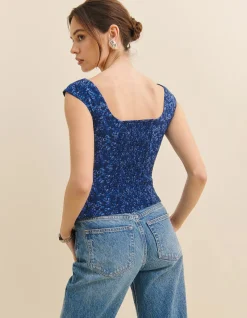 NAVI SCOOP NECK SLEEVELESS TOP