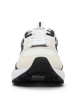 NEW WADER SNEAKER
