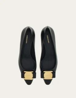 NEW VARA PLATE LOW HEEL PUMP