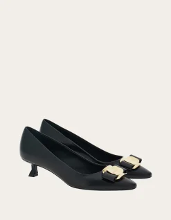 NEW VARA PLATE LOW HEEL PUMP