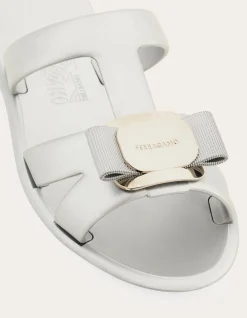 NEW VARA PLATE STRAPPY SLIDE
