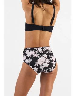 NO PANTY LINE PROMISE NG PR FULL BRIEF