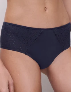 NORAH SHORTY
