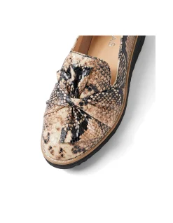 Opitto Snake Embossed Wedge Sole Loafers