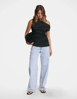 PIPPA TIPPED SHOULDER TOP