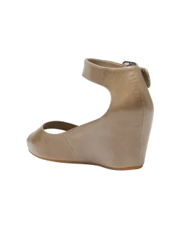 PIPPA WEDGE SANDAL