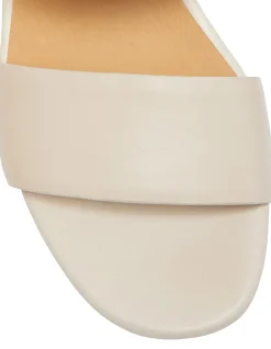 PLATO HEEL SANDAL