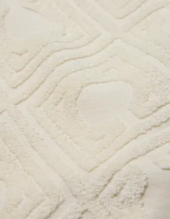 PLUSH LOGO SHORT