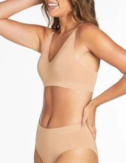 PUREBASICS TRIANGLE BRALETTE
