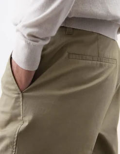 Regular Fit Super Lightweight Chino Shorts
