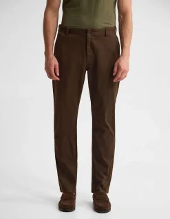 RELAXED FIT CHINO