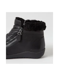 Ringosa Black Leather Ankle Boots