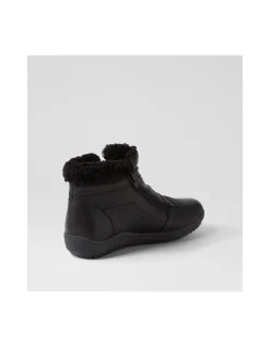 Ringosa Black Leather Ankle Boots