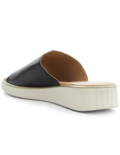 SAFARI SANDAL