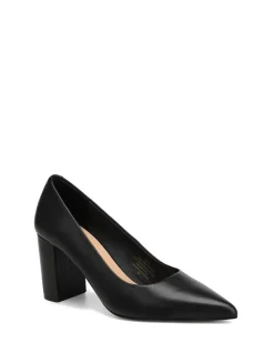 Sara Black Leather Pump