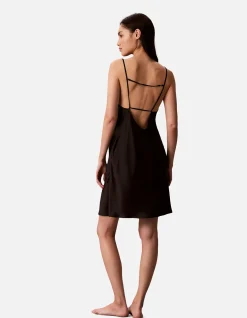SATIN SHEEN SATIN CHEMISE