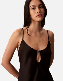 SATIN SHEEN SATIN CHEMISE